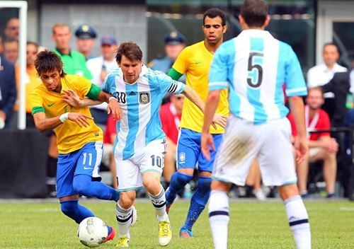 Neymar untuk Brasil Berbeda dengan Messi pada Argentina
