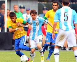 Neymar untuk Brasil Berbeda dengan Messi pada Argentina