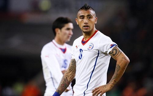 Huntelaar Waspadai Chile