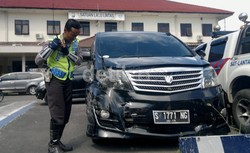 Alphard Nyelonong di Bandara, Ortu Rafi Masih Shock