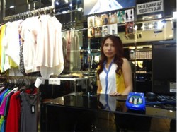 Berawal dari Hobi, Nesya Sukses Kembangkan Bisnis Retail Fashion