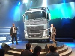 Volvo Luncurkan 3 Truk Baru
