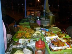 Angkringan dan Nasi Kucing, Kuliner Wajib di Yogyakarta