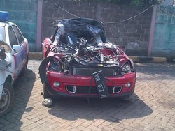 Ini Foto Mini Cooper Jerry Wong yang Hancur Setelah Hantam Truk