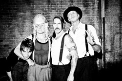 Red Hot Chilli Peppers Mulai Garap Album Baru