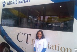 drg Yulia dan Serunya Inspeksi Kesehatan Gigi di Pelosok Jakarta