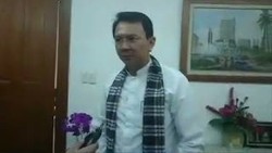 Flyover Pasar Rebo Menjadi Tempat Pacaran, Ahok Minta Polisi Tegas