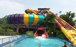 9 Seluncuran Water Park Paling Sinting Sedunia (2)