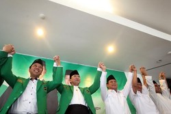 Orasi Berapi-api di Markas PPP, Prabowo Kumandangkan Takbir 7 Kali