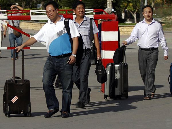 Warga China Tinggalkan Vietnam