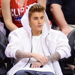 Justin Bieber Angkat Bicara Soal Kasus Tuduhan Percobaan Perampokan