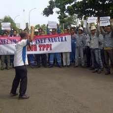 TPPI Terancam Berhenti Beroperasi, Ratusan Pekerja Unjukrasa