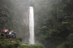 Susur Curug di Bogor Saat Akhir Pekan, Seru!