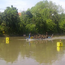 Lomba Perahu Naga, Cara Walikota Risma Percantik Kalimas Surabaya