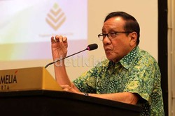 Akbar: Yang Sudah Pasti Poros Golkar-PD, Ical Capres