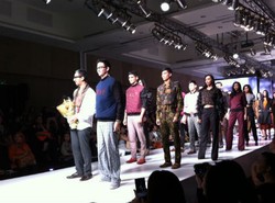 Didiet Maulana Hadirkan Garis Budaya Bernafas Modern Lewat Modifikasi Lurik