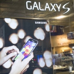 Terminal Bandara Inggris akan Dinamai Galaxy S5