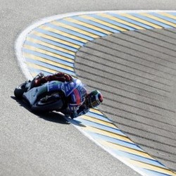 Lorenzo Bertekad Rebut Podium