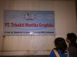 15 Jam, KPK Masih Geledah Perusahaan Percetakan Terkait Kasus e-KTP