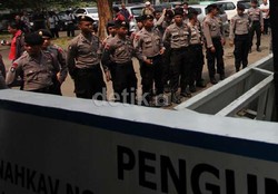 Eksekusi Lahan 5,7 Hektare dan Eks Mal di Bogor Berlangsung Ricuh