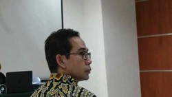 Dicecar Soal Motivasi Pemberian Uang Rp 1 M Pilkada Lebak, Wawan Menangis