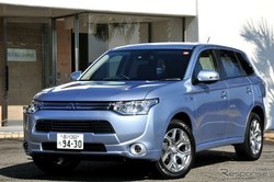 Kapan Outlander PHEV Diluncurkan, Mitsubishi?