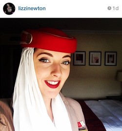 Wow! Cantiknya Foto Selfie Pramugari Emirates & Etihad