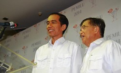 Di Meja KPU, Jokowi Sempat Kaget dengan Salah Satu Syarat Capres