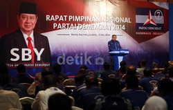Last Minute Golkar Merapat ke Prabowo, Bagaimana dengan Demokrat?