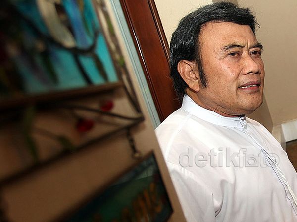 Rhoma Menanti Kedatangan Prabowo Rhoma Menanti Kedatangan Prabowo