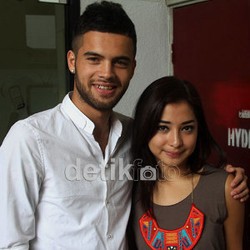 Momen-momen Kemesraan Nikita Willy dan Diego Michiels