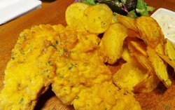 6 Degrees Coffee Drinkers: Sore Asyik Ditemani Cafe Mocha dan Battered Fish