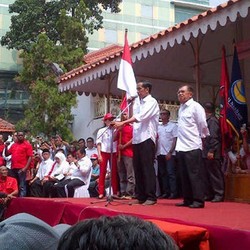 Jokowi-JK Jadi Bahan Gunjingan Dunia Maya