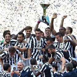 Agustus, Juventus Kunjungi Singapura