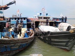 2 Kapal Pengangkut 88 Ton Bahan Peledak Ditangkap di Kepri