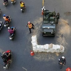 Darurat Militer Ditetapkan, Pemerintah Thailand Tetap Pegang Kendali