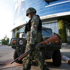 Krisis Politik Terus Berlanjut, Militer Thailand Tetapkan Darurat Militer