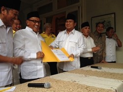 Kader Muda: Sejak Kapan Golkar Tidak Pecah?