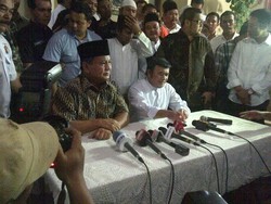 Rhoma Irama: Orang yang Tepat Memimpin Indonesia Adalah Prabowo