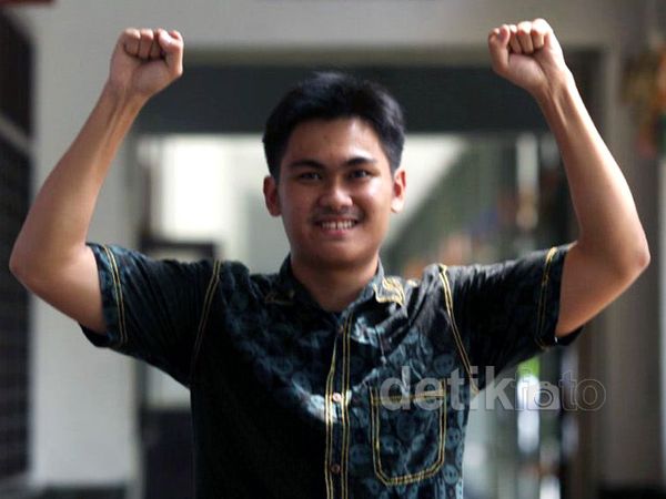 Ryan Raih Nilai UN Tertinggi Tingkat SMA