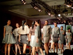 4 Desainer Usung Tema Folkulture di Jakarta Fashion and Food Festival