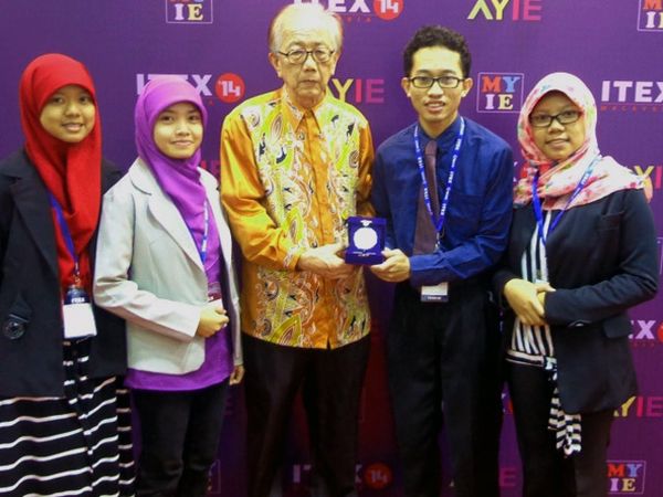 Mahasiswa UI Raih Medali Silver di ITEX 2014