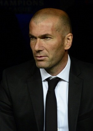 Bordeaux Akui Tengah Dekati Zidane