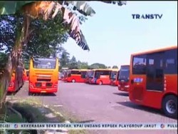 Ratusan Bus Baru TransJ Teronggok di Pool PPD