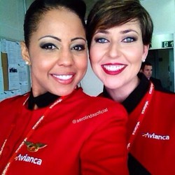 Berbagai Pose Centil Pramugari Cantik Kolombia