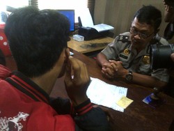 Pria Berbaju Putih yang Gagalkan Tawuran di Semarang Dilaporkan ke Polisi