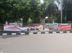 Perang Spanduk Pendukung Jokowi dan Prabowo Mulai Bertebaran