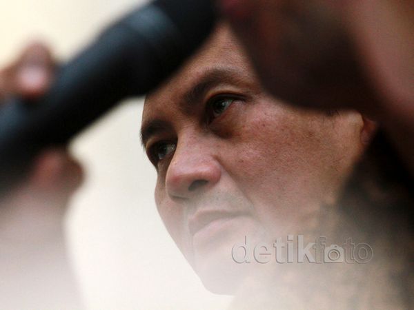 Eks Kadishub DKI Serang Jokowi - Ahok
