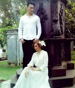 Demian Tegaskan Tak Akan Undang Yulia Rachman ke Pernikahannya