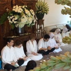 Jelang Pernikahan, Demian Gelar Pengajian